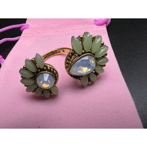 Stella & Dot Zennia Adjustable Ring - Picture 7 of 8